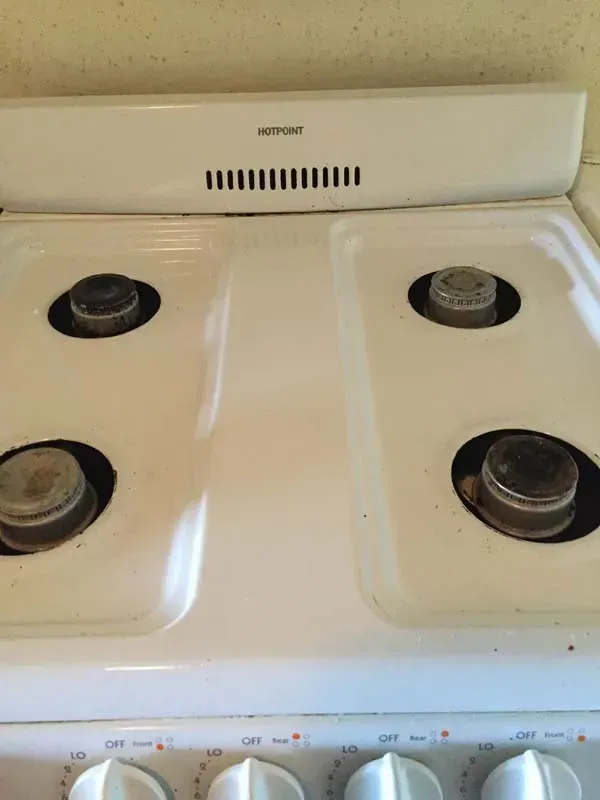 Gas stovetop detailed and polished